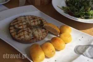 Aelia Beach Bar & Restaurant_food_in_Restaurant___Pallini